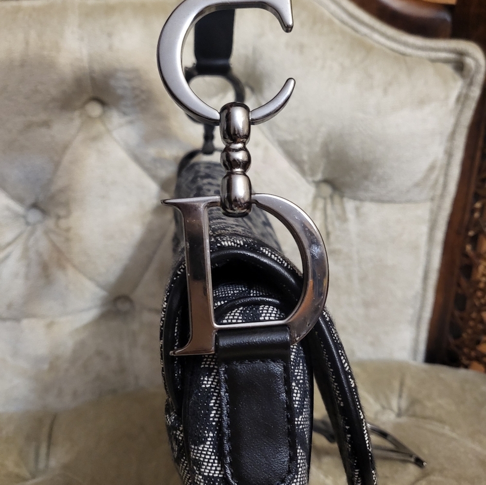Authentic Christian Dior Trotter saddle bag - Picture 7 of 11